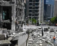 मिडिल ईस्ट तनाव : कतर में फंसे भारतीयों के लिए दूतावास ने जारी की एडवाइजरी, जरूरी होने पर ही निकलें बाहर