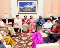 राहुल गांधी से मिला ट्रांसजेंडर प्रतिनिधि मंडल, बोले- विधेयक को वापस करने का बनाएं दबाव