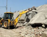 दोहरा हत्याकांड: हत्यारोपी अजय प्रताप सिंह की 11 दुकानें जमींदोज, 52 दुकानों पर होनी है कार्रवाई