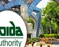 नोएडा : सफाई में लापरवाही पर 100 कर्मचारी हटाए, 15 ठेकेदार कंपनियों को नोटिस