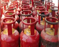 Uttrakhand: सरोवर नगरी में LPG की किल्लत बरकरार, 116 सिलेंडर किए वितरित 