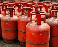 Moradabad: रेस्टोरेंट, ढाबों व ठेले पर घरेलू गैस का दुरूपयोग रोकने को चलेगा अभियान