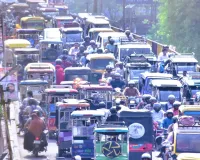 Moradabad: कैमरे की नजर फिर भी वाहन चालकों की मनमानी से आए दिन शहर जाम