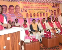 Bareilly : मंत्री नितिन अग्रवाल बोले...व्यापार संभालें मगर एक बच्चे को राजनीति में जरूर लाएं