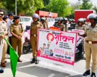 काशी में मिशन शक्ति 5.0 के तहत महिला बाइक रैली का आयोजन, पुलिस आयुक्त ने रैली को दिखाई हरी झंडी 