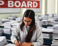 UP Board Exam News: उत्तर पुस्तिकाओं की जांच का आंकड़ा 61 फीसदी पार, अब तक 14 लाख से अधिक कॉपियां हुईं चेक