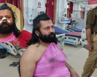 ट्रेन में खौफनाक हमला: स्वामी अविमुक्तेश्वरानंद पर केस करने वाले आशुतोष ब्रह्मचारी की नाक काटने की कोशिश, टॉयलेट में छिपकर बचाई जान