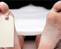 UP: मुर्दा शरीर की चलने लगीं सांसें, परिवार वाले गड्ढे को मान रहे भगवान