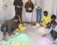 बाराबंकी में बंदियों ने बनाया हर्बल गुलाल,  इत्र व फूलों की खुशबू से महकेगी होली