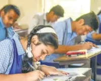 उत्तराखंड बोर्ड गणित के प्रश्नपत्र को लेकर बड़ा विवाद:  पाठ्यक्रम से बाहर सवालों का आरोप, छात्रों को बोनस अंक दिए जाने की मांग  