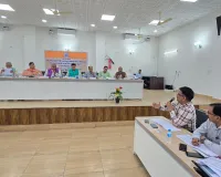 Bareilly : सांसद की चेतावनी...गर्मी में फाल्ट और लो-वोल्टेज की समस्या नहीं होगी बर्दाश्त  