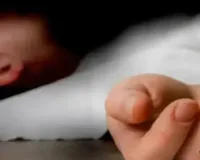 आगरा में सनसनीखेज मामला :  आटे के डिब्बे में बच्ची का शव: कई दिनों से थी लापता, आरोपी किराएदार फरार