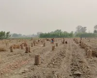 बाराबंकी :  आलू की बंपर पैदावार से किसानों के सामने संकट, आधे दाम पर बेचने को मजबूर