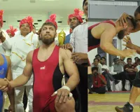 लखनऊ में ईरान के इरफान ने जीती कुश्ती,  भारतीय पहलवान हर्ष राणा को किया पराजित