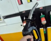 ईरान युद्ध के चलते पड़ोसी पाकिस्तान में भूचाल:  पेट्रोल-डीजल की कीमत में बढ़ोतरी, पेट्रोल पंप पर लगी लंबी कतारें  