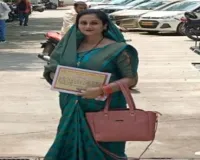  बाराबंकी की ‘विद्युत सखी’ राजश्री शुक्ला बनीं बदलाव की मिसाल,  स्वयं सहायता समूह से जुड़कर गांव में बनाई पहचान