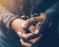 भारत-नेपाल सीमा पर बड़ी कार्रवाई  :  अंतरराष्ट्रीय स्मैक तस्कर गिरफ्तार, मुकदमा दर्ज 