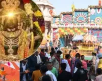   रामनवमी पर फूलों से सजे मंदिर, गूंज रही बधाइयां; श्रीराम जन्मभूमि मंदिर में सुबह 5 बजे से शुरू दर्शन