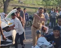 संभल : कार व टेंपो की टक्कर में चार की मौत, आठ घायल