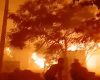  सीतापुर में दर्दनाक हादसा : वज्रपात से गांव में लगी आग, मां-बेटी की मौत, पोती गंभीर