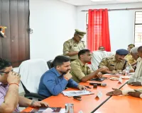 बाराबंकी समाधान दिवस : 454 शिकायतें आईं, 57 का मौके पर निस्तारण, बिना सूचना नदारद अधिकारी का वेतन रोकने के निर्देश