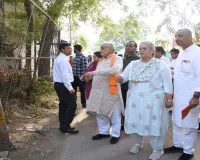 लखनऊ में गंदगी देख भड़के प्रभारी मंत्री :  बीट इंचार्ज निलंबित, कार्यदाई संस्था पर लगाया 50 हजार का जुर्माना