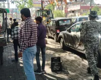 Bareilly : फुटपाथों, पार्किंग स्थलों पर कब्जों पर चला बुलडोजर