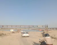 बाराबंकी : संजय सेतु बंद, पीपा पुल ने बढ़ाई राहगीरों की परेशानियां
