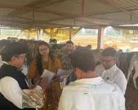 बाराबंकी : गौशाला निरीक्षण में खुली लापरवाही की परतें, भड़के गौ सेवा आयोग उपाध्यक्ष, लगाई फटकार