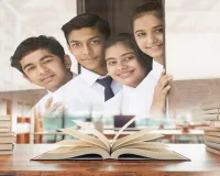 सिर्फ नंबर ही नहीं, समग्र विकास पर हो शिक्षा का ध्यान