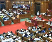 UP Assembly Special Session : महिला आरक्षण पर यूपी विधानसभा में हंगामा, सत्ता पक्ष-विपक्ष आमने-सामने 