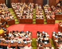 महिला आरक्षण पर यूपी विधानसभा में संग्राम : निंदा प्रस्ताव के बीच सत्ता पक्ष और विपक्ष में तीखी नोकझोंक, रिकॉर्ड से हटे बयान