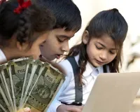 Bareilly : बढ़ती जा रही फीस, जिला शुल्क समिति की दो साल से बैठक नहीं