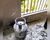 Moradabad:इंपीरियल ग्रीन्स सोसायटी की चौथी मंजिल पर लगी आग