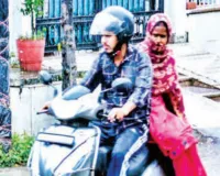 Moradabad: मौसम के रंग से सभी दंग, कुछ हिस्सों में तेज बारिश, अधिकांश सूखे