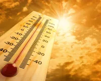 Moradabad: मौसम ने दिखाया तेवर, चटख धूप से चढ़ा तापमान