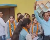 सर्वोदय विद्यालयों का UP बोर्ड में शानदार प्रदर्शन: हाईस्कूल में 99.19% और इंटर में 99.03% पास प्रतिशत, गाजियाबाद की छात्राओं ने जिले में बनाई टॉप मेरिट
