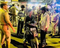 Lucknow News: कार में बार बनाकर शराब पीने वालों पर कार्रवाई, 411 लोगों का चालान