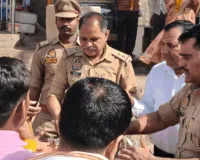 41 डिग्री पहुंचा पारा, स्कूलों में बच्चों को छांव में रखने के निर्देश; राम मंदिर में श्रद्धालुओं को दिया जा रहा ओआरएस घोल का पैकेट