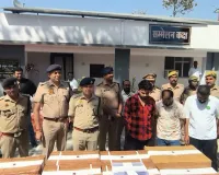 UP: कोडीनयुक्त कफ सीरप सहित 15 लाख की प्रतिबंधित दवाओं के साथ तीन गिरफ्तार, दो फरार