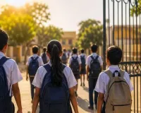 Moradabad: डीएम ने स्कूलों का समय बदला, सुबह 7:30 से दोपहर 12:30 तक खुलेंगे स्कूल