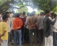 Bareilly: शौच की बात कहकर निकले लापता युवक का दो दिन बाद शव लटका मिला