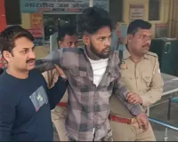 Rampur: चलती ट्रेन में लूटपाट करने वाले चार बदमाश मुठभेड़ में गिरफ्तार, एक के पैर में लगी गोली