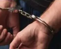 दिल्ली एयरपोर्ट से संदिग्ध आतंकियों का मुख्य साथी गिरफ्तार, विदेश से संचालित कर रहा था नेटवर्क, लुक आउट सर्कुलर भी जारी 