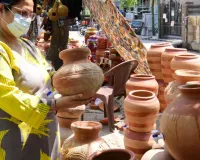  नेचुरल फ्रिज: गर्मी के साथ बढ़ने लगी मिट्टी के घड़ों की मांग, जानिए कीमत और सेहत के लिए इसके जादुई फायदे