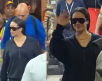 मुंबई पहुंचीं ग्लोबल स्टार Rihanna, 'फेंटी ब्यूटी' के लॉन्च इवेंट में होंगी शामिल, ईशा अंबानी से कर सकती मुलाकात