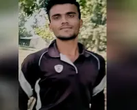 Bareilly: लॉ स्टूडेंट की हत्या से आतंकित परिवार ने दीवारों पर लिखा...घर बिकाऊ