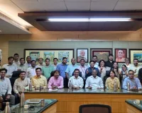  युद्ध ने बदला आम निर्यात का रूट.... यूरोपीय देशों में भेजने की तैयारी, दिल्ली-नोएडा से उड़ान भरेगा मलिहाबादी दशहरी 