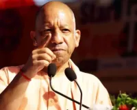 सीएम योगी ने कृषि मंत्री और शीर्ष अधिकारियों के साथ की समीक्षा,  कहा-फार्मर रजिस्ट्री बनेगी योजनाओं का आधार