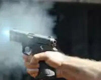 मथुरा में BJP नेता के आवास पर गोलीबारी:  मामले में दो आरोपी गिरफ्तार, मुठभेड़ के बाद पकड़ें गए बदमाश